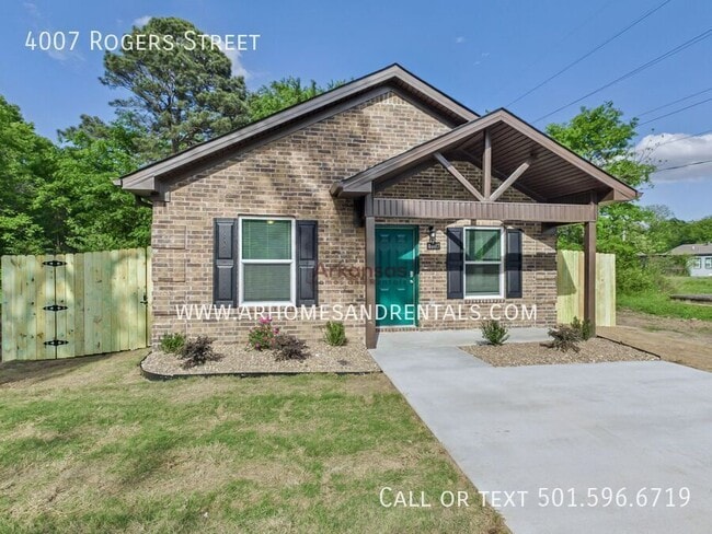 Building Photo - 4007 Rogers St