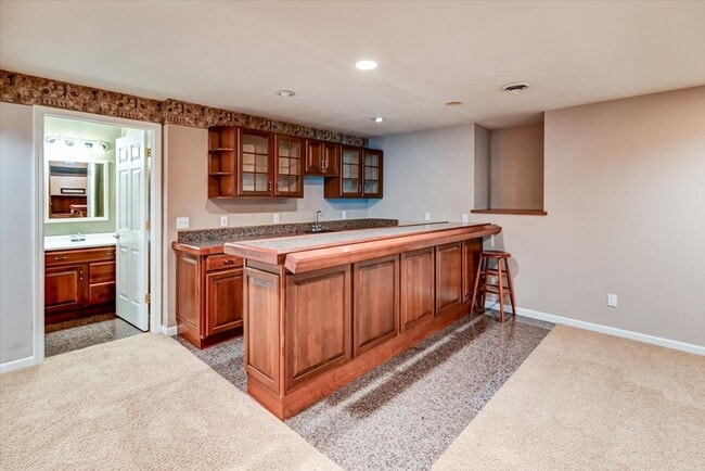 Building Photo - Beautifully updated 4 bedroom home in Southbridge, Waunakee