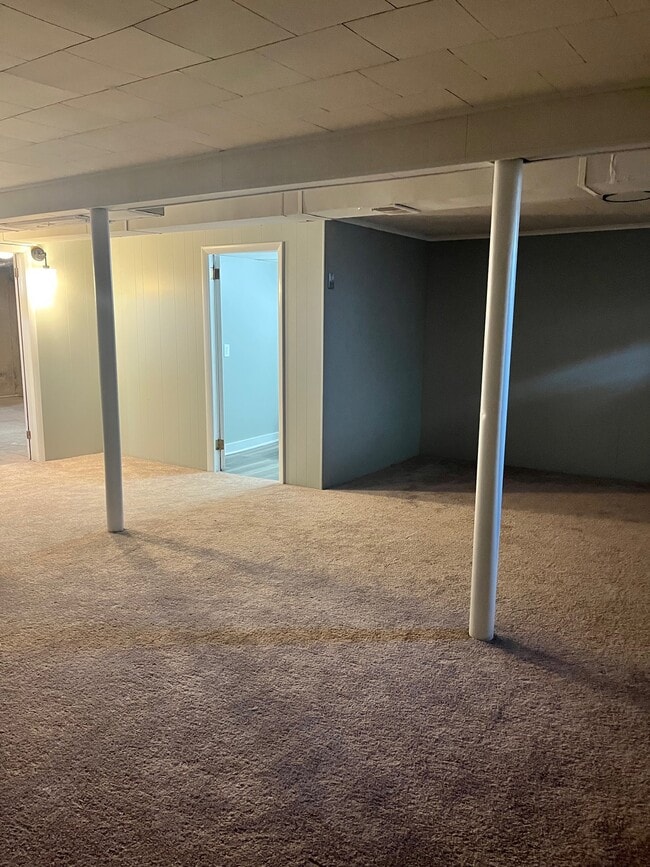 Building Photo - 2609 Dean Dr