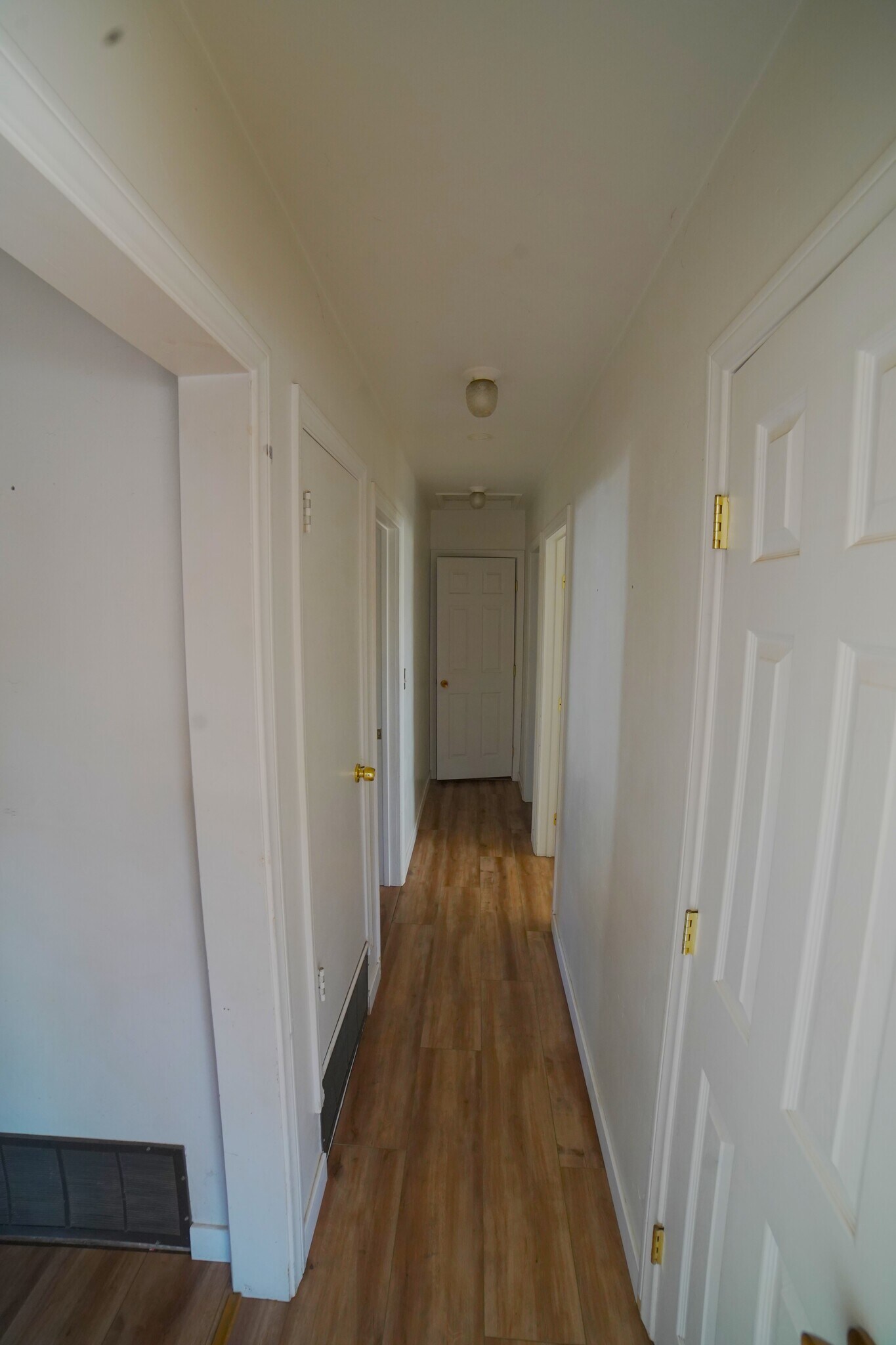 Building Photo - 1160 Chestnut St