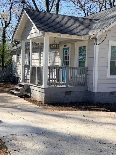 Building Photo - 1332 McClelland Ave