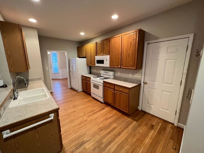 Building Photo - 8207 Morrell Ln