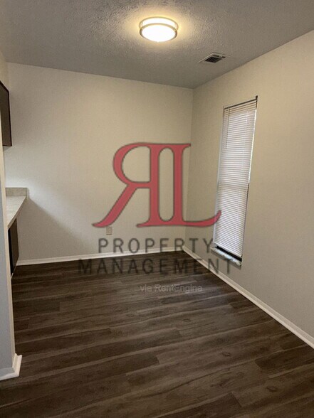 Building Photo - 155 N 17th St