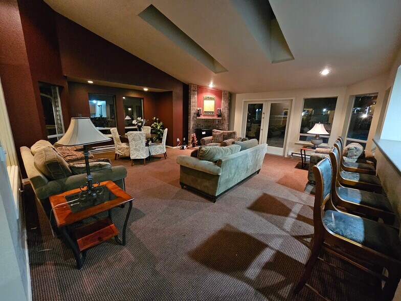 Building Photo - 19230 Forest Park Dr NE