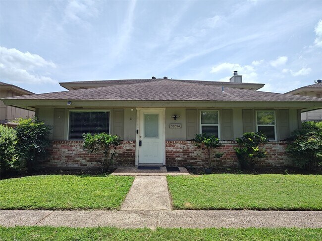 Primary Photo - 5636 Birchmont Dr