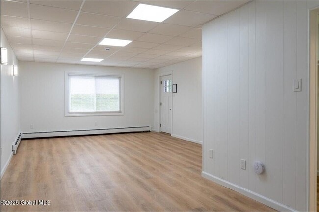 Building Photo - 195 S Broadway