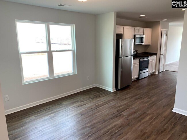 Building Photo - 216 Freeman Dr