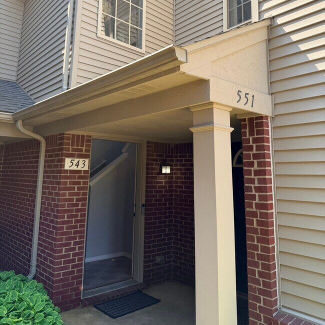 Building Photo - 543 Addington Ln