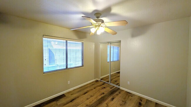 Building Photo - 3 Bedroom Home in the Silverhawk Community Near N Cooper Rd and W Guadalupe Rd!