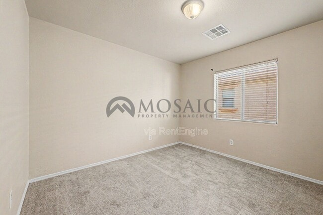 Building Photo - 3784 E Santa Fe Ln