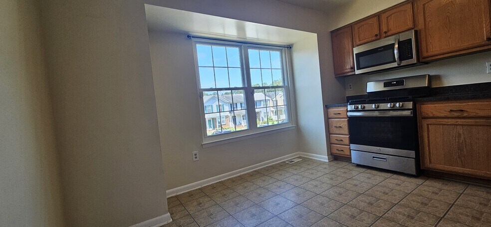 Building Photo - 5420 Quest Ct