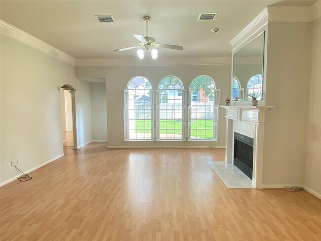 Building Photo - 20723 Spring Rose Dr