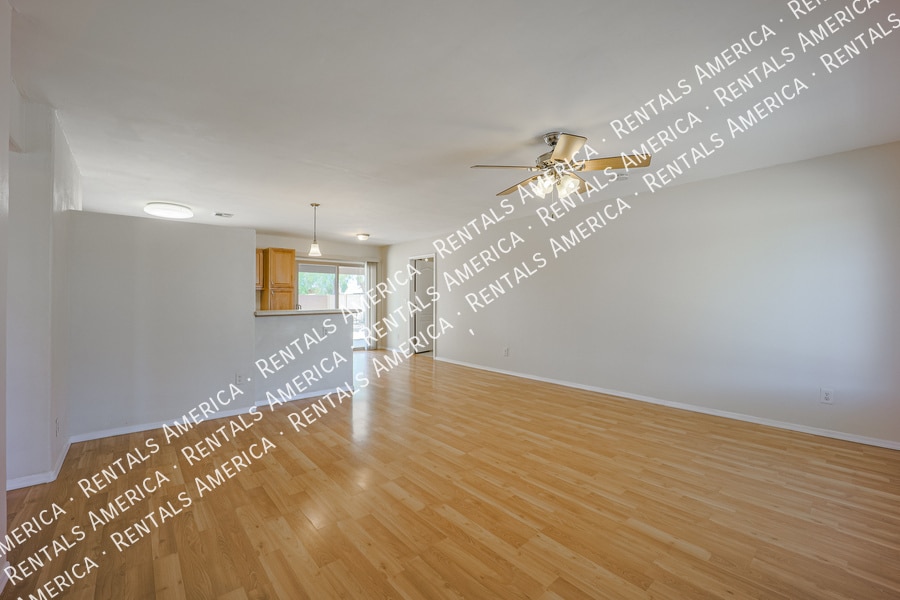 Building Photo - 4006 S McKemy St