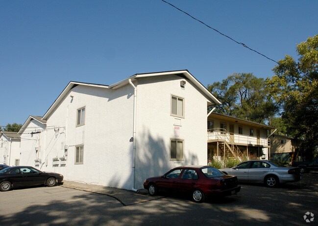 Building Photo - 491 Alden Ave