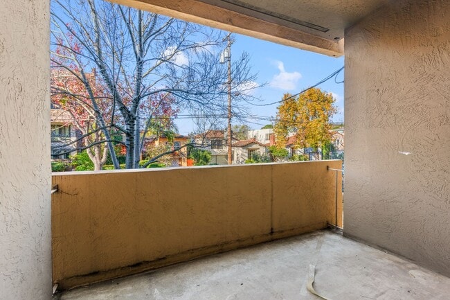 Building Photo - Utilities & Parking Included! Massive 2BD w/ Community Amenities