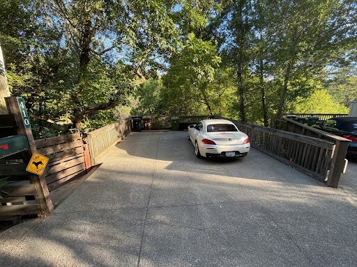 Building Photo - 410 Bolinas Rd