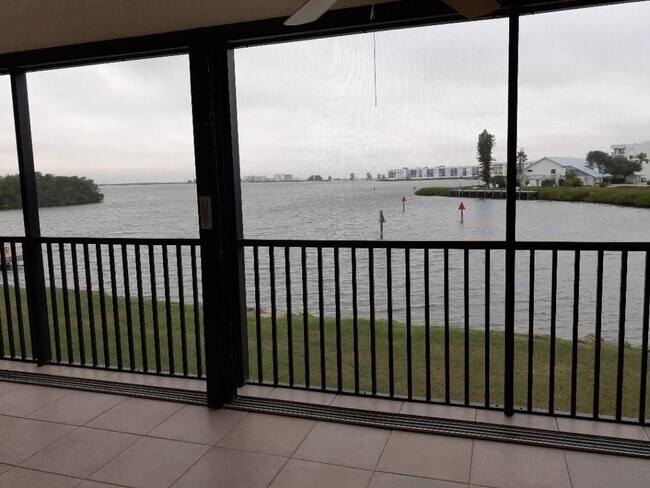 Building Photo - 200 S Banana River Blvd