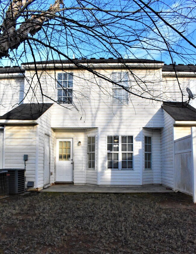 Building Photo - 5798 Strathmoor Manor Cir