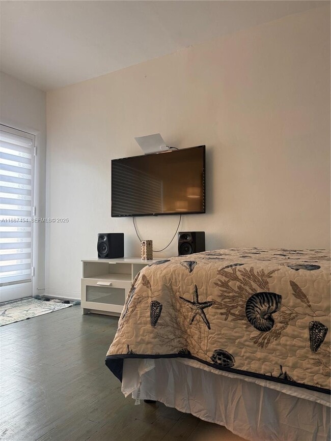 Building Photo - 1060 Pennsylvania Ave