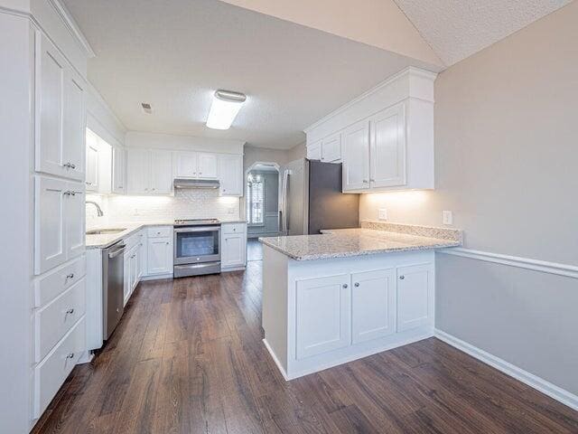 Building Photo - 655 Torrey Pines Dr