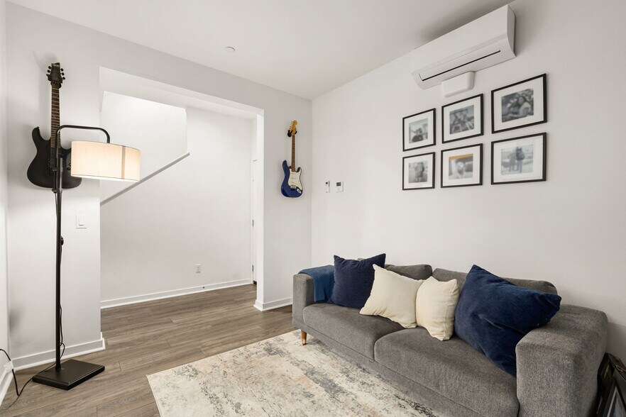 Building Photo - 2874 N Glassell St