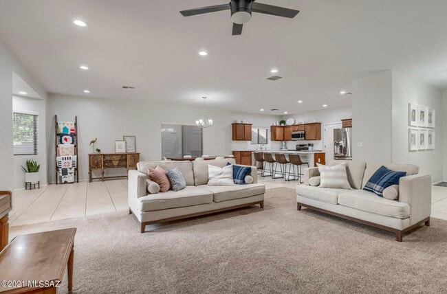 Building Photo - 7653 W Quachila Ct