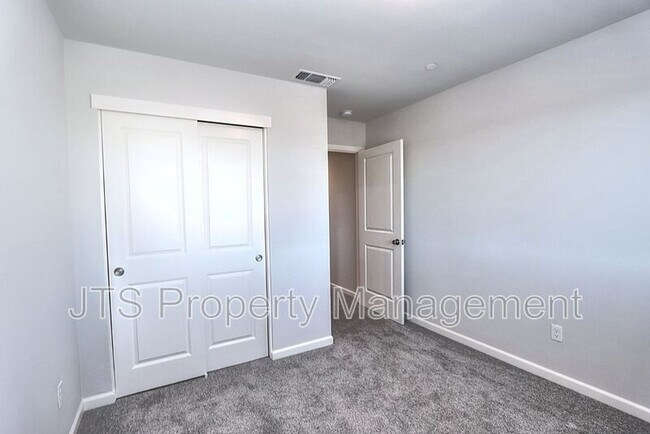Building Photo - 47 Brookbay Way