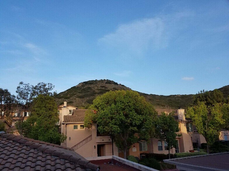 VIEW - 18650 Caminito Cantilena