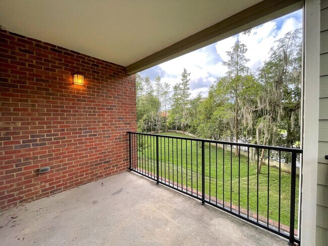 Building Photo - Campus View 1257 #109