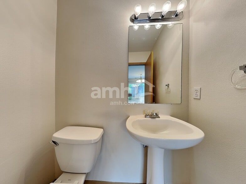 Building Photo - 19311 105th Ave Ct E