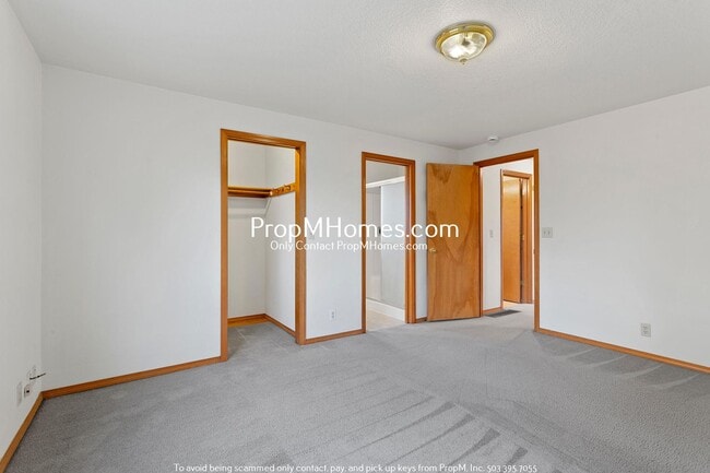 Building Photo - Charming 3-Bedroom, 2.5-Bath Home in Aloha