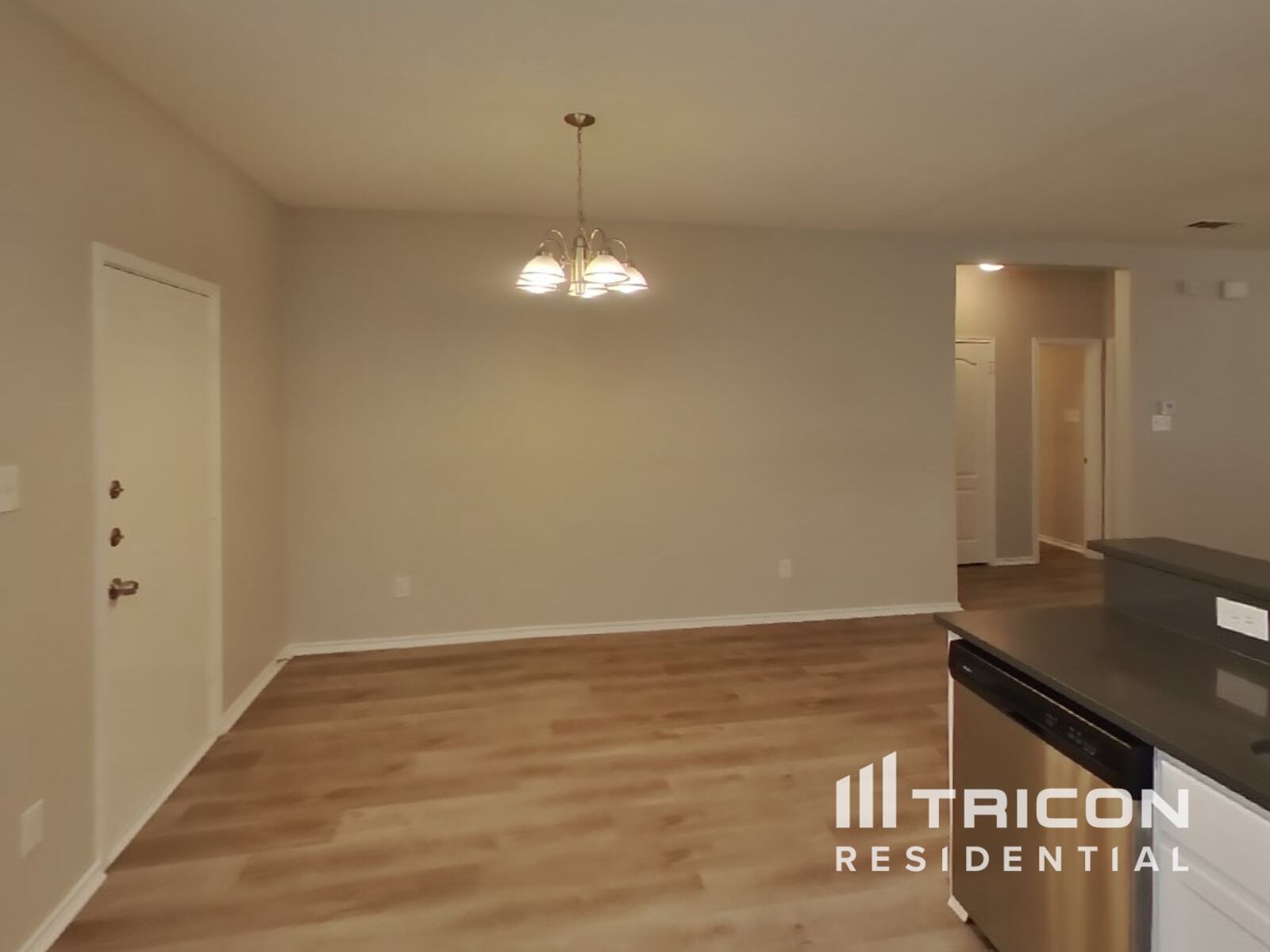 Building Photo - 207 Moonlight Dr