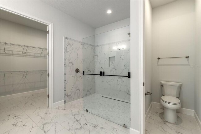 Building Photo - 301 Aquamarine Wy