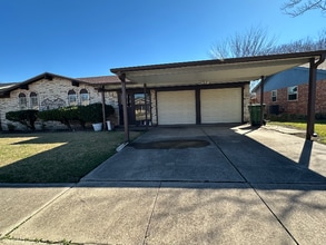 Building Photo - 7916 Shannon Ln