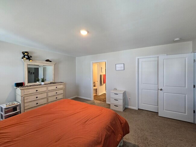 Building Photo - 1762 Camazay Dr