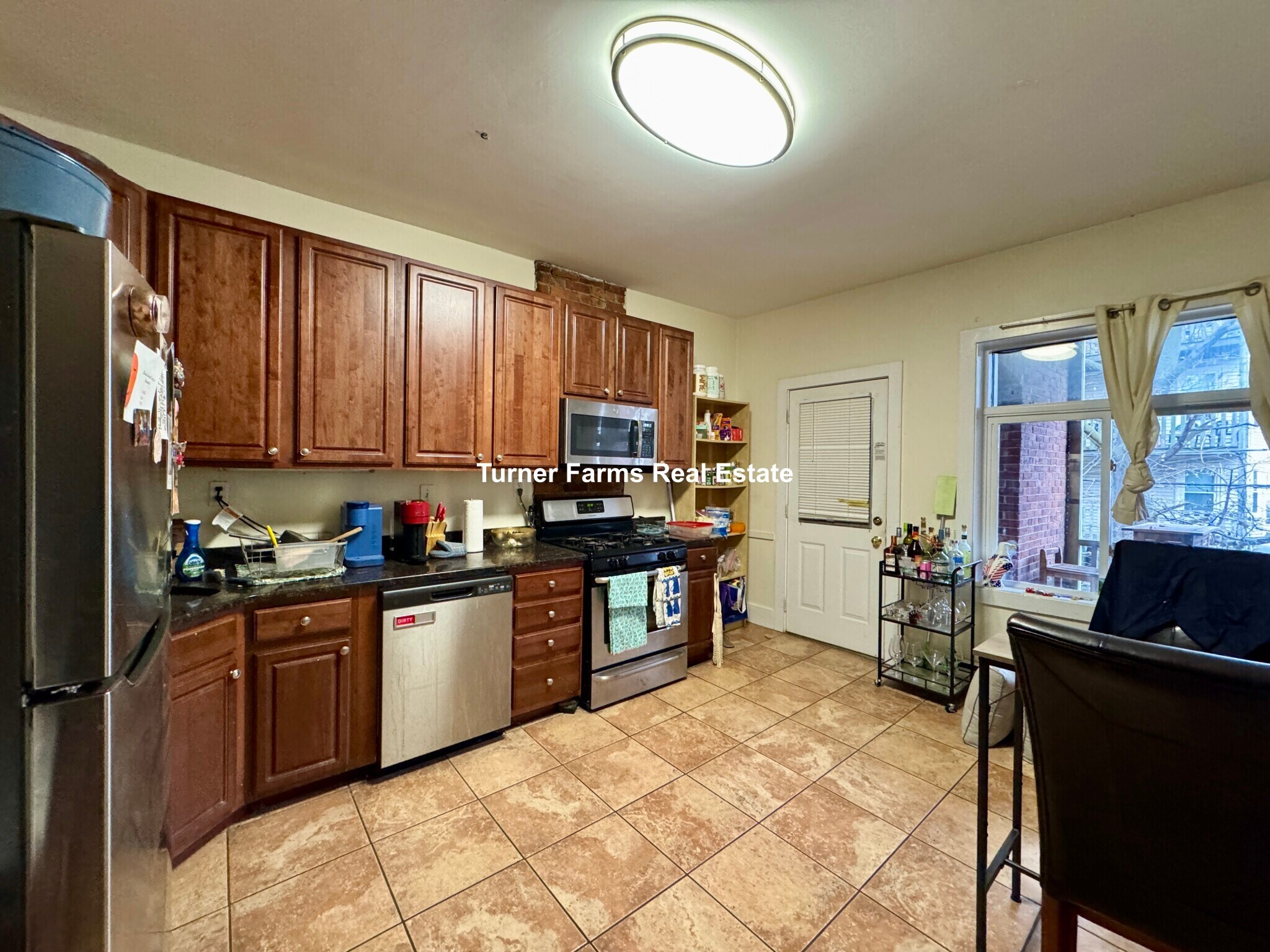 Building Photo - 71 Pontiac St