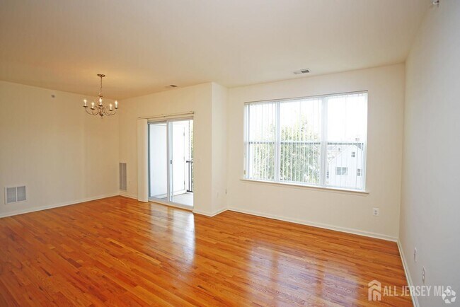 Building Photo - 360 Lehigh Ave