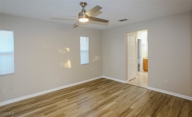 Building Photo - 4112 SW 6th Pl