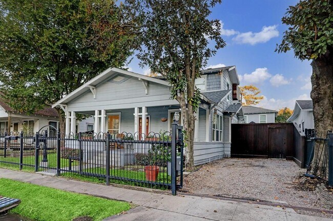 Building Photo - 608 Cordell St
