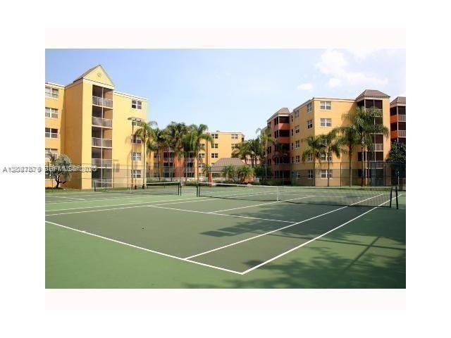 Building Photo - 8245 Lake Dr