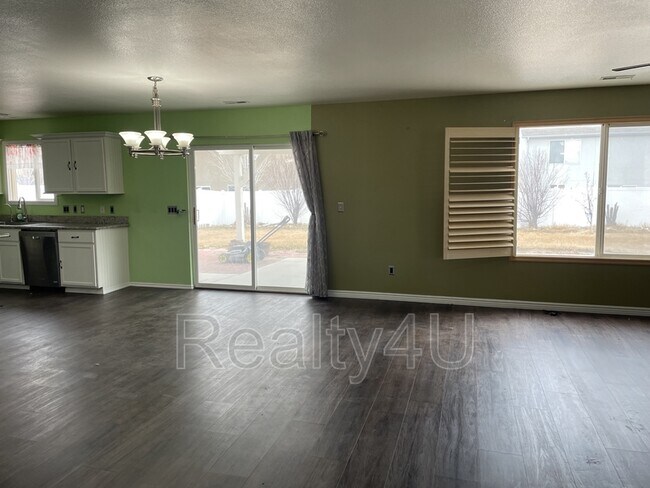 Building Photo - 2867 Willow Patch Rd