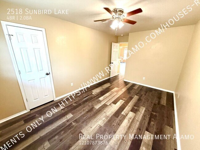 Building Photo - 2518 Sunbird Lk