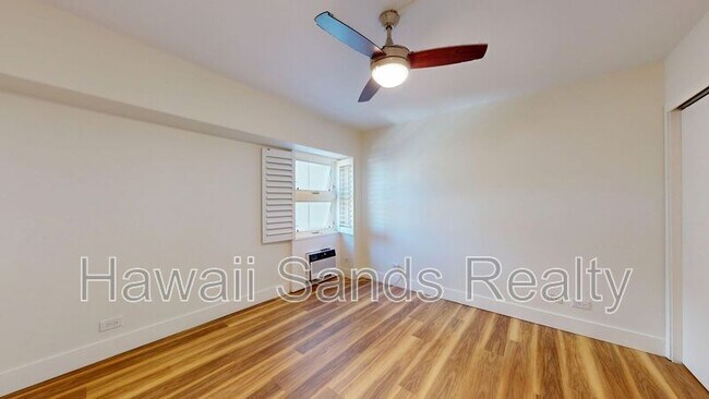 Building Photo - 430 Keoniana St