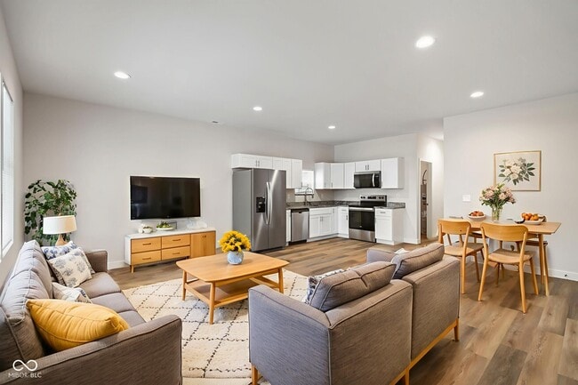 Building Photo - 2711 Guilford Ave