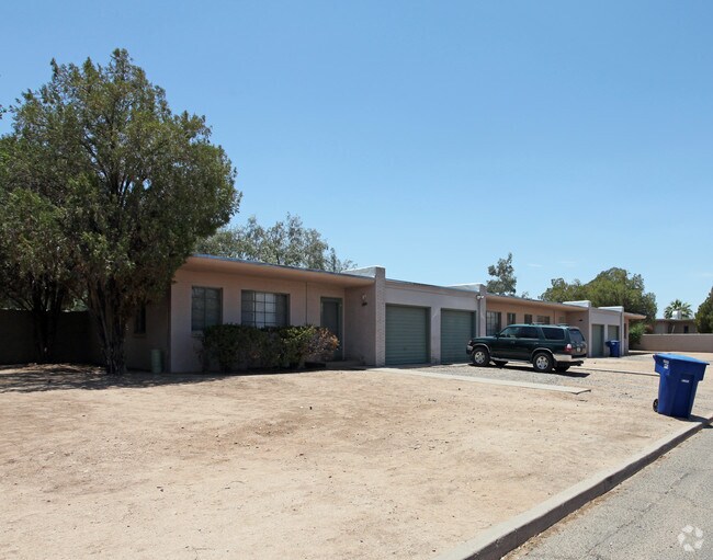 Primary Photo - 1315 East Drachman Street Apartments