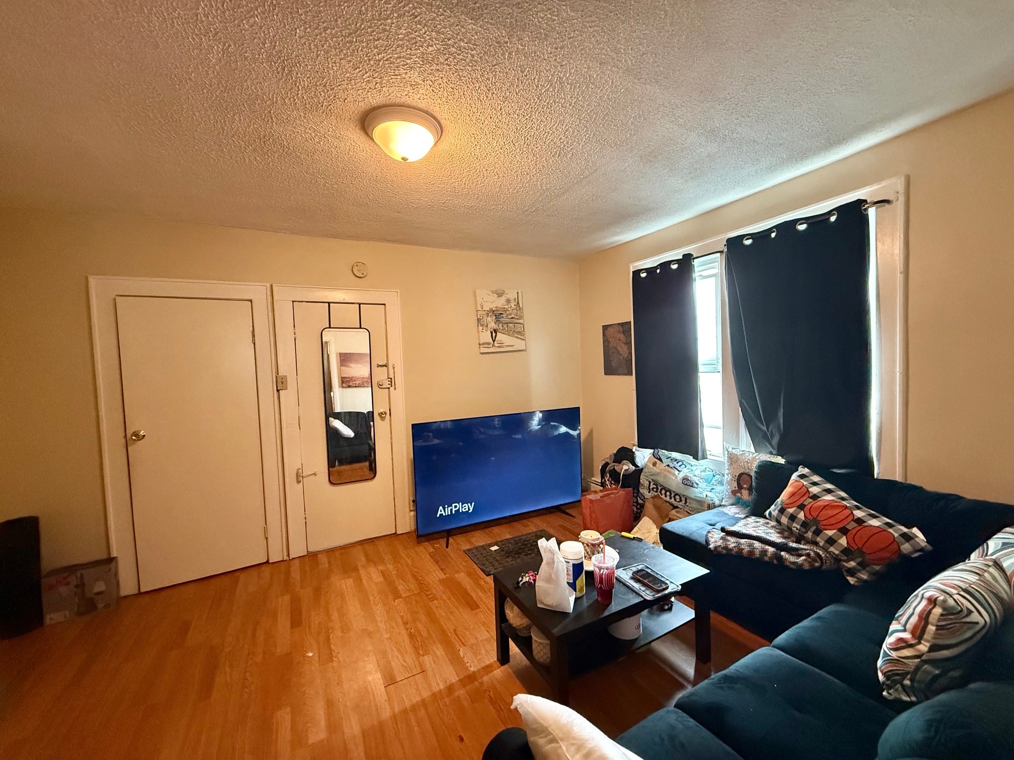 Building Photo - 167 Davis Ave