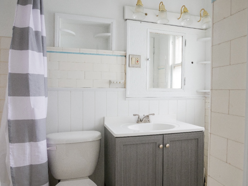 Building Photo - 2580 E 127th St