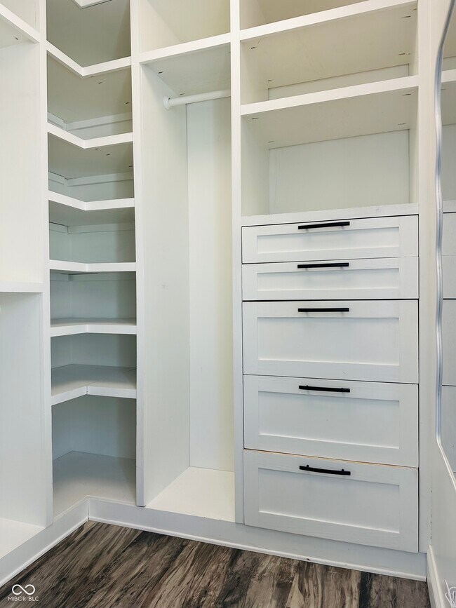 Building Photo - 12438 Hawks Landing Dr