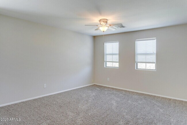 Building Photo - 2343 W Tallgrass Trail