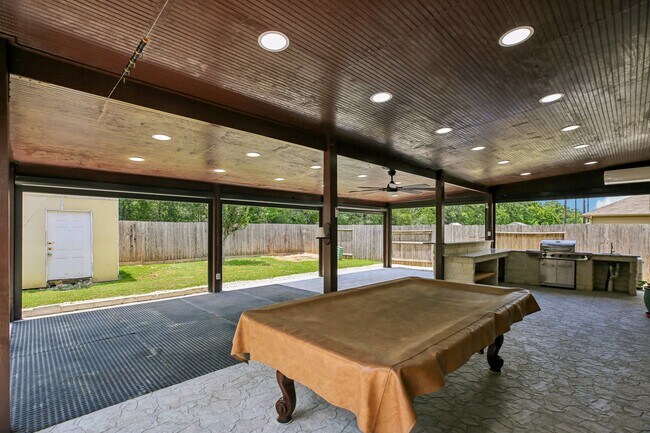 Building Photo - 21127 Fox Orchard Ct